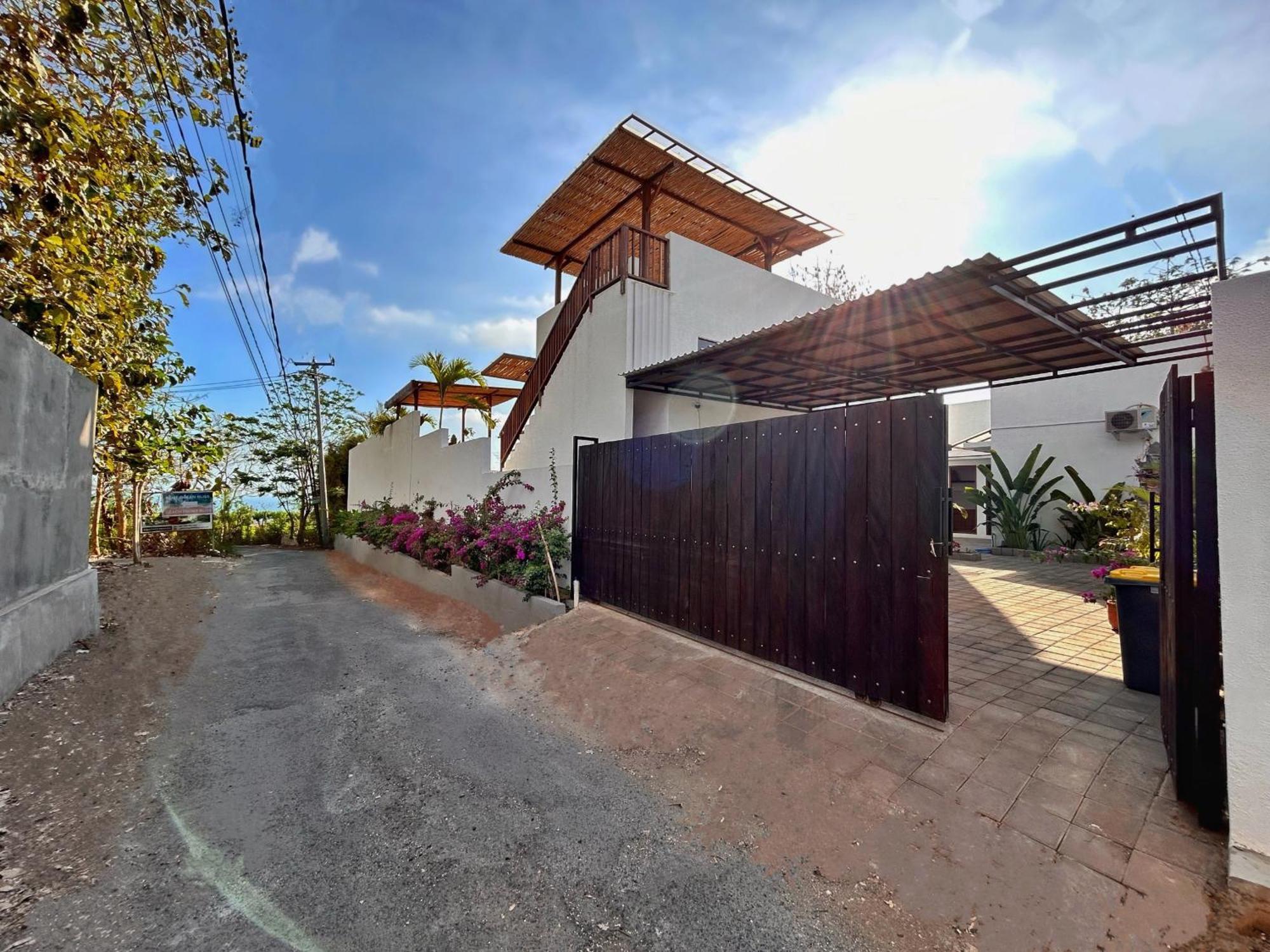 Chris - Stunning 4br With Ocean & Sunset View Uluwatu